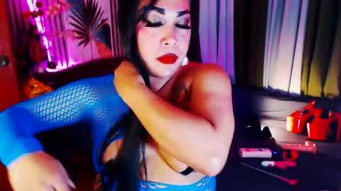 Snapshot of nomercy_mistress_sph chatting on March 13, 2026, 9:49 am I AM YOUR MISTRESS YASSY DON T BE RUDE no ONE LOVE ME i KICK U online show from March 13, 2026, 9:49 am