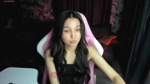 nomi online show from March 11, 2026, 7:42 pm