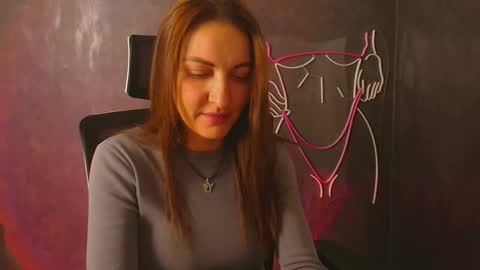 Snapshot of nora_n chatting on October 4, 2025, 9:46 pm Nora online show from October 4, 2025, 9:46 pm