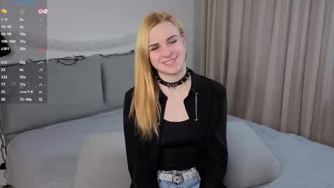 Elina online show from December 19, 2025, 10:33 am