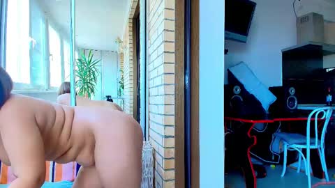 NoraHorn online show from April 22, 2026, 6:16 am