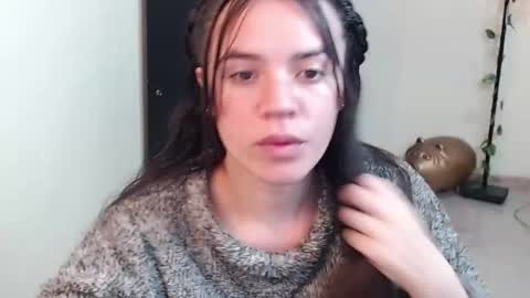 noreen_ online show from December 19, 2024, 3:08 pm