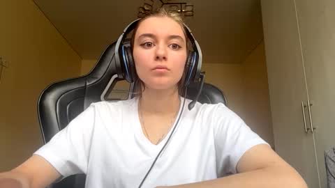 Elena online show from March 23, 2026, 8:18 am