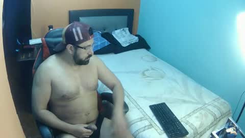 Snapshot of normanabreu chatting on May 3, 2026, 4:51 am normanabreu online show from May 3, 2026, 4:51 am