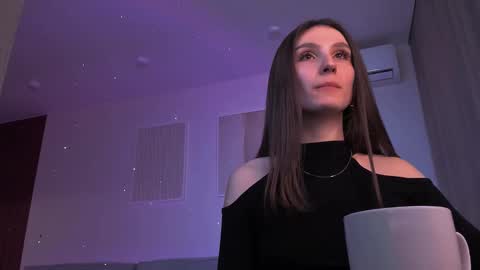 Snapshot of north_valkyrie chatting on January 25, 2025, 12:58 pm Hazel online show from January 25, 2025, 12:58 pm