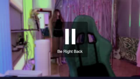 northern_moon online show from April 4, 2026, 4:55 am