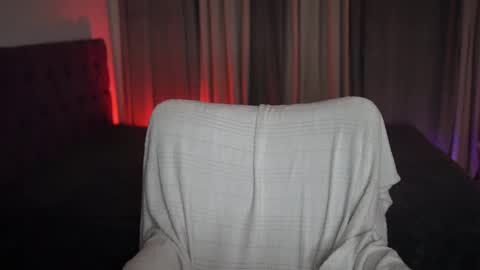 Snapshot of notamericanpie23 chatting on April 16, 2026, 9:39 pm Tina online show from April 16, 2026, 9:39 pm