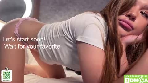 notecarret online show from October 25, 2025, 9:31 pm