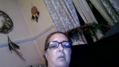 nothingbutthongs online show from October 24, 2025, 2:52 am