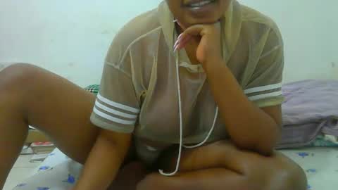 Snapshot of notoy1 chatting on November 9, 2025, 4:27 pm notoy1 online show from November 9, 2025, 4:27 pm