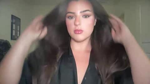 nellyxoxo online show from March 12, 2026, 10:49 pm