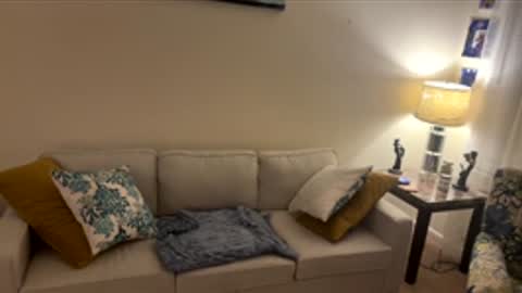 noturaveragemilf online show from December 22, 2025, 7:05 am