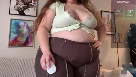 Snapshot of noturbabymoms chatting on January 16, 2025, 2:41 pm NotUrBabyMoms online show from January 16, 2025, 2:41 pm