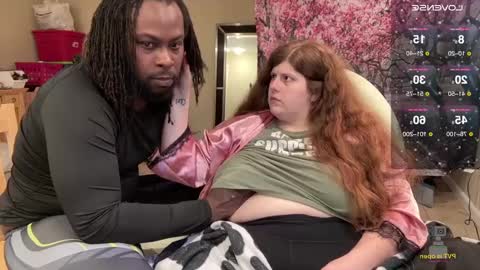 Snapshot of noturbabymoms chatting on February 7, 2025, 5:07 pm NotUrBabyMoms online show from February 7, 2025, 5:07 pm