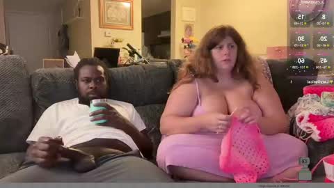 Snapshot of noturbabymoms chatting on September 21, 2025, 2:24 am NotUrBabyMoms online show from September 21, 2025, 2:24 am