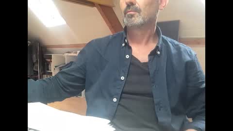 Snapshot of noux69 chatting on June 7, 2026, 11:03 am noux69 online show from June 7, 2026, 11:03 am