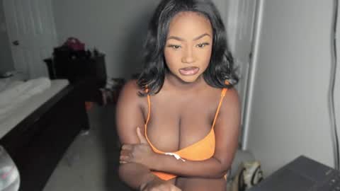 Snapshot of novacandy chatting on July 15, 2026, 11:15 am Nova online show from July 15, 2026, 11:15 am