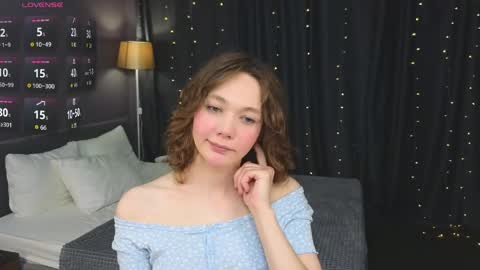 Snapshot of novaeva_ chatting on April 23, 2026, 12:12 am Eva online show from April 23, 2026, 12:12 am