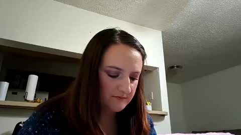 Snapshot of novarose233609 chatting on February 9, 2025, 2:17 am novarose233609 online show from February 9, 2025, 2:17 am