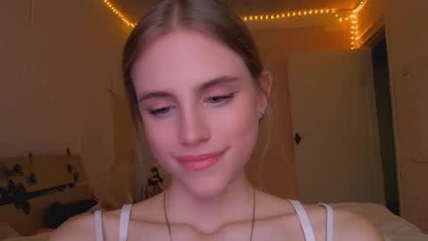 Snapshot of novastoyer chatting on April 1, 2026, 1:41 pm Mia Blake online show from April 1, 2026, 1:41 pm