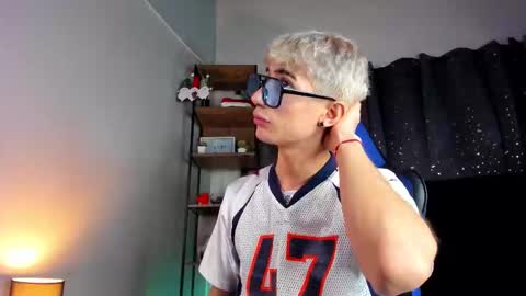 Nova online show from December 20, 2025, 6:48 pm