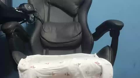 nowandimmediately online show from December 17, 2025, 3:34 am