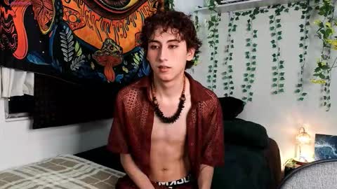 maxie online show from March 19, 2026, 2:26 am