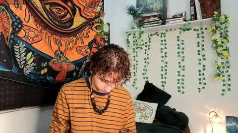 maxie online show from April 5, 2026, 4:20 am