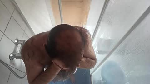 Snapshot of nudechiller chatting on November 10, 2025, 10:14 am Vinz... online show from November 10, 2025, 10:14 am