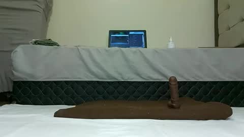 nude fucker 69 online show from December 20, 2025, 11:56 pm