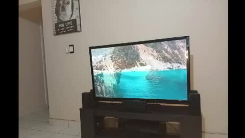 Snapshot of nudist_lad chatting on October 24, 2025, 9:11 pm Luke online show from October 24, 2025, 9:11 pm