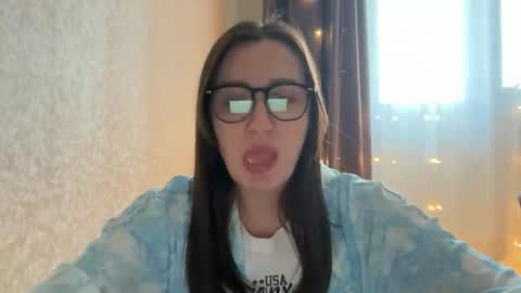 nuitblanche_vibes online show from November 25, 2025, 8:03 am