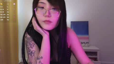 Snapshot of nullgirll chatting on June 4, 2026, 2:28 am Erica online show from June 4, 2026, 2:28 am