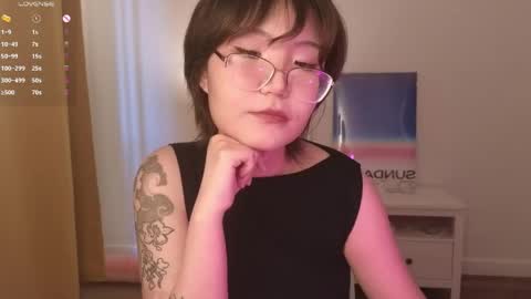 Snapshot of nullgirll chatting on June 6, 2026, 3:11 am Erica online show from June 6, 2026, 3:11 am