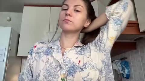 Snapshot of nursedoll chatting on September 13, 2025, 4:34 am Ema online show from September 13, 2025, 4:34 am