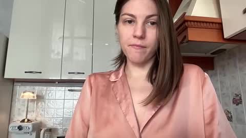 Snapshot of nursedoll chatting on September 16, 2025, 5:08 am Ema online show from September 16, 2025, 5:08 am