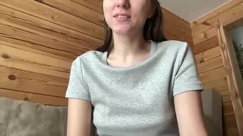 Snapshot of nursedoll chatting on October 6, 2025, 4:43 am Ema online show from October 6, 2025, 4:43 am