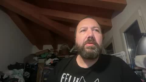 Nutelloso online show from December 16, 2025, 7:24 am