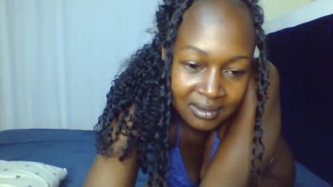 nutgal online show from January 11, 2026, 1:21 am