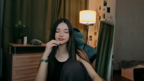 Rachel online show from May 2, 2026, 7:52 pm