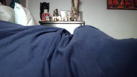 KN online show from December 22, 2025, 11:46 pm