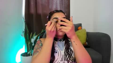 Snapshot of nyalgasai1 chatting on October 23, 2025, 8:07 pm Nia online show from October 23, 2025, 8:07 pm