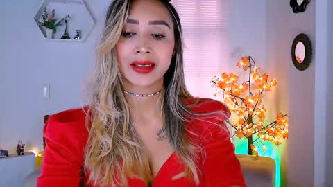 Nycole online show from December 23, 2024, 7:09 pm