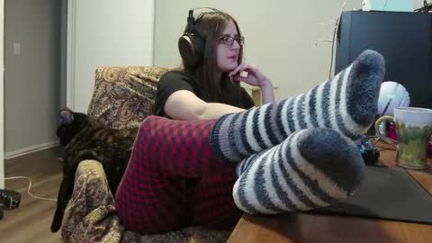 Nyctophilic online show from December 16, 2024, 4:45 am