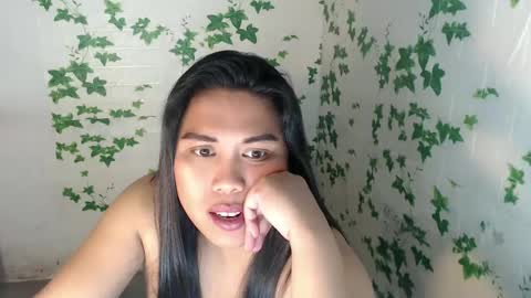 Snapshot of nylecummer chatting on February 20, 2025, 11:10 pm nylecummer online show from February 20, 2025, 11:10 pm