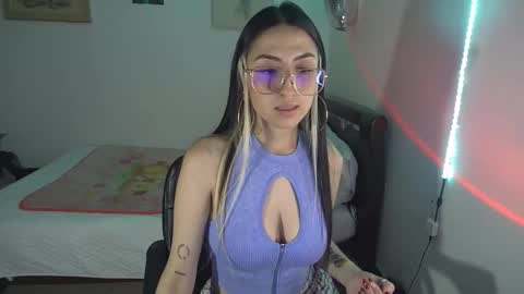 Frida online show from December 22, 2025, 3:58 am