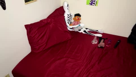 Snapshot of nymphaeaorion chatting on November 14, 2025, 12:31 am Nymphaea online show from November 14, 2025, 12:31 am