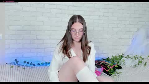 Kat online show from February 4, 2026, 8:36 pm