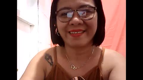 Snapshot of nymphoangel2022 chatting on March 5, 2025, 5:18 am I am your angel online show from March 5, 2025, 5:18 am