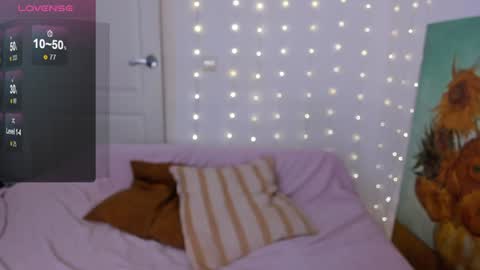 crystal   3 online show from December 8, 2024, 11:19 pm